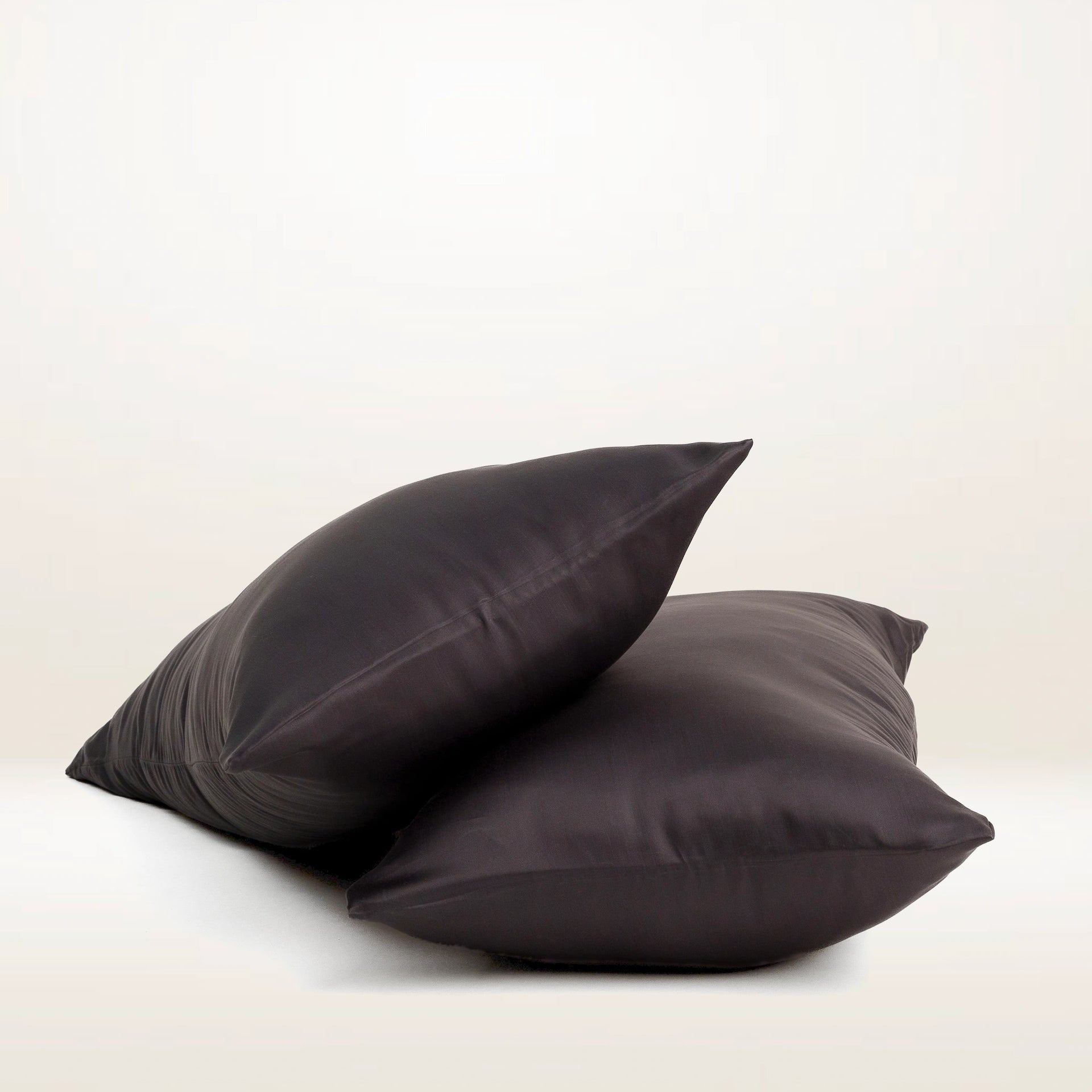 Signature Pillow Set Slim in Volcanic Ash